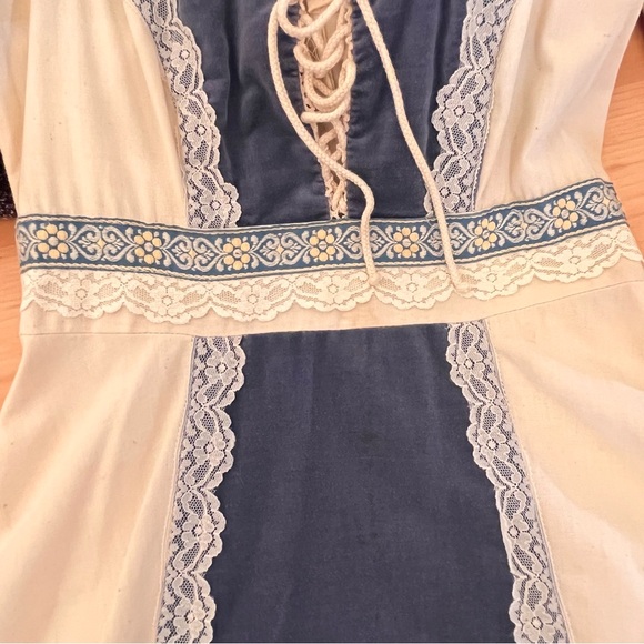 VTG 1970s Gunne Sax by Jessica Maxi Dress Small Lace Sleeves Ivory + Blue Velvet - Picture 8 of 16